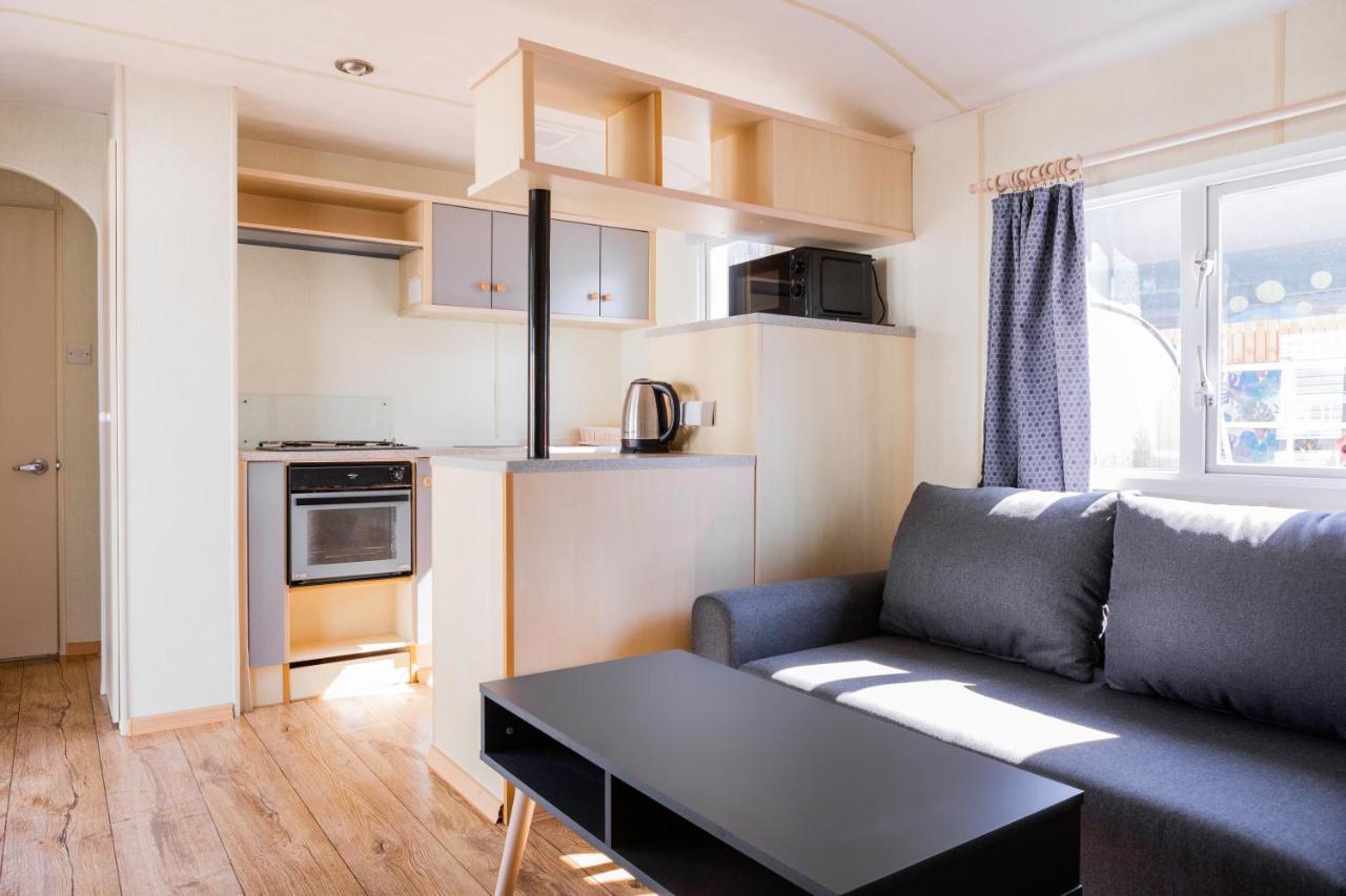 Camping Molo Surf Spot Jastarnia Extérieur photo