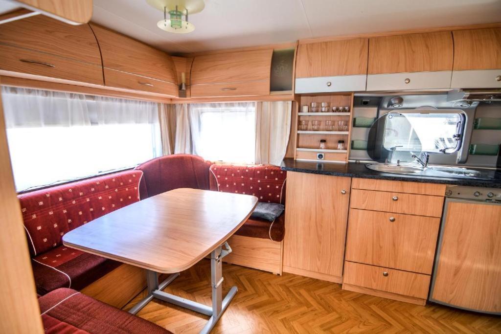 Camping Molo Surf Spot Jastarnia Extérieur photo